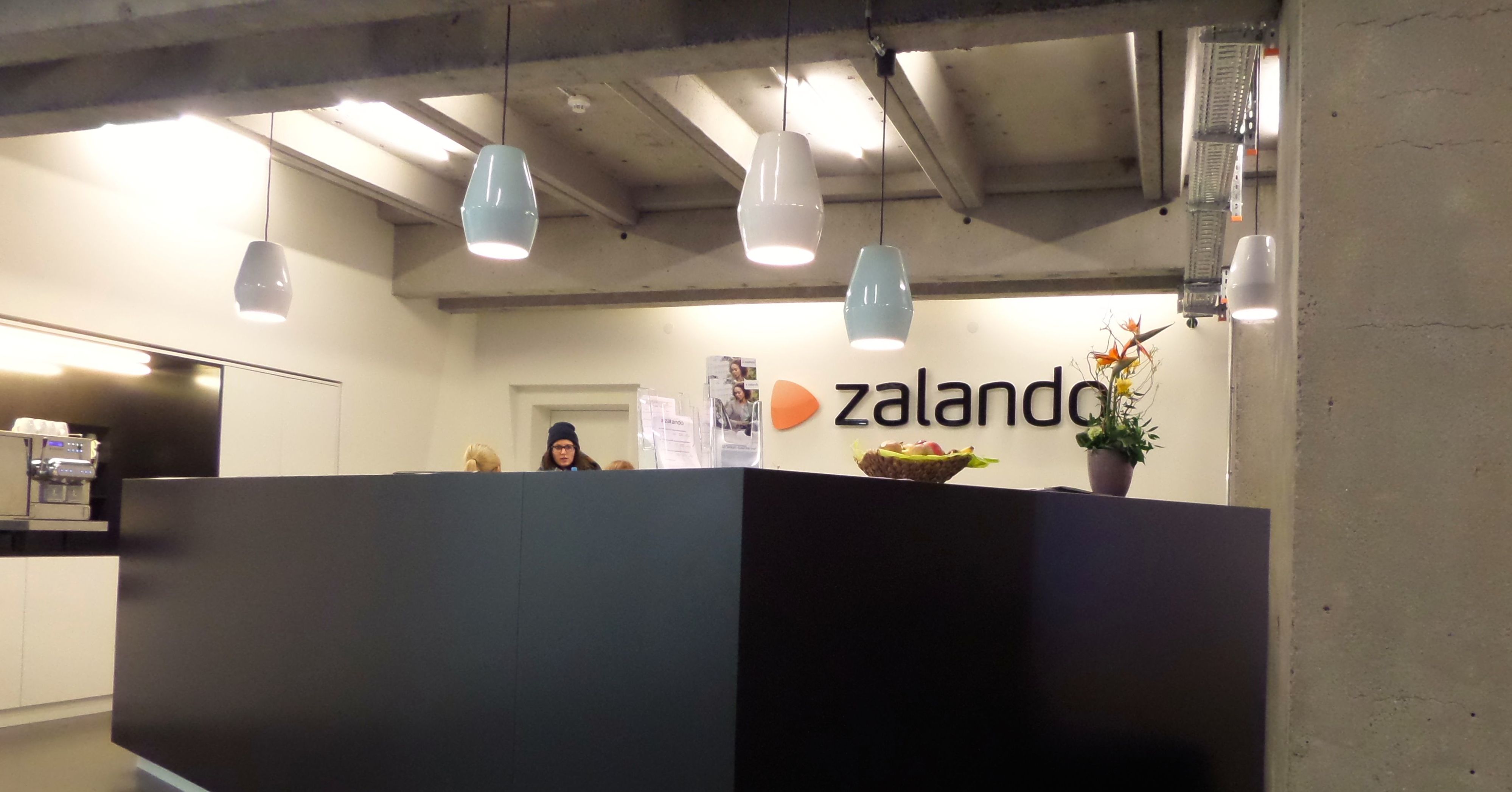 How big is European online fashion retail giant Zalando?