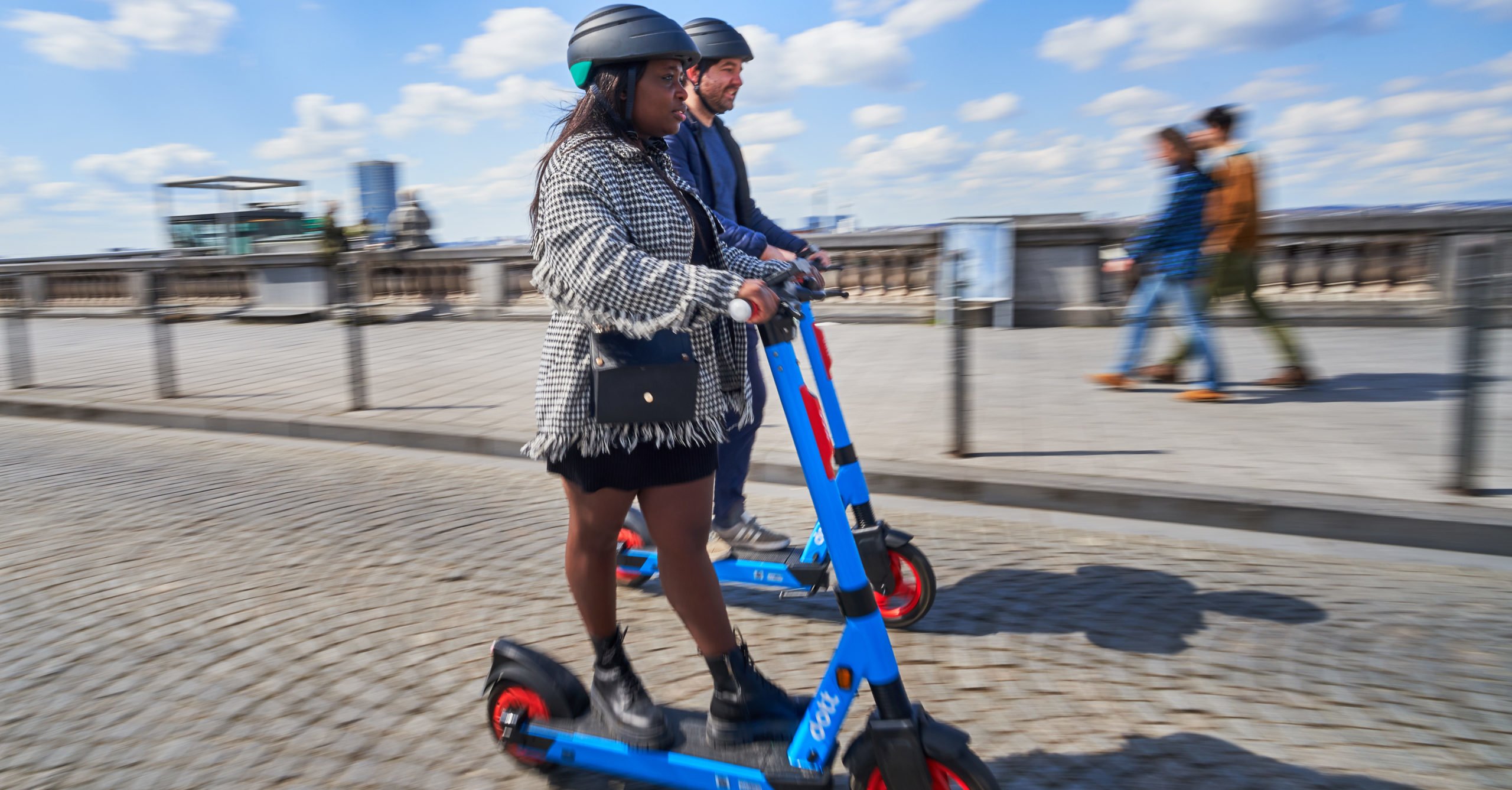 Photo of La société franco-néerlandaise de vélos électriques Dott a levé 85 millions de dollars alors qu’elle prévoit d’introduire des scooters électriques